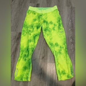 neon yellow nike leggings